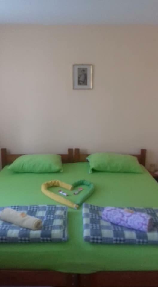 B&B Jonovic Donji Milanovac Exterior photo